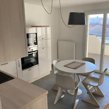 Superbe Renove, Parking Et Terrasse